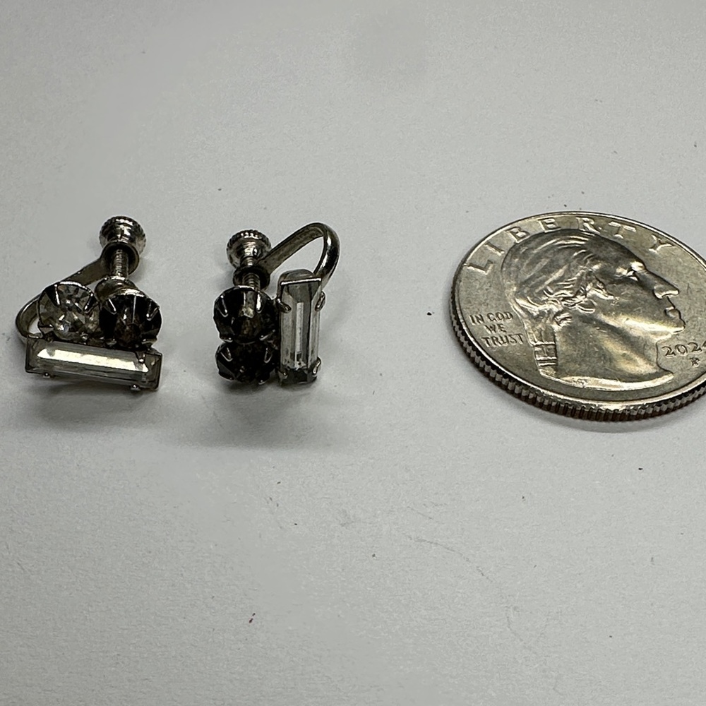 MCM/VINTAGE  Silver Clip-On Earrings